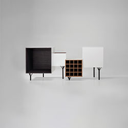 Free Port Cabinet 裝飾柜/邊柜 瑪蒂·古斯特  裝飾架