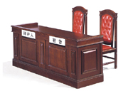 被告席   金融、法院家具