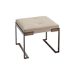 光環奧斯曼梳妝凳 Aura Ottoman