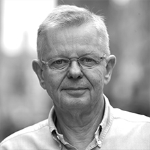 Ruud Ekstrand 魯德?？怂固乩?>
			 </a>
		 </div>

          <div class=
