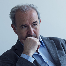 Sam Hecht 薩姆·赫奇
