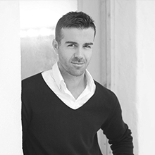 Victor Carrasco 維克多卡拉斯科