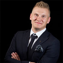 SAMU HALLFORS 薩穆·哈爾福斯